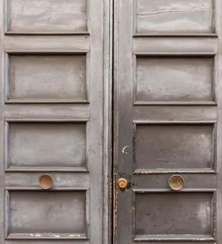 Serendipity Vatican Door House Apartamento